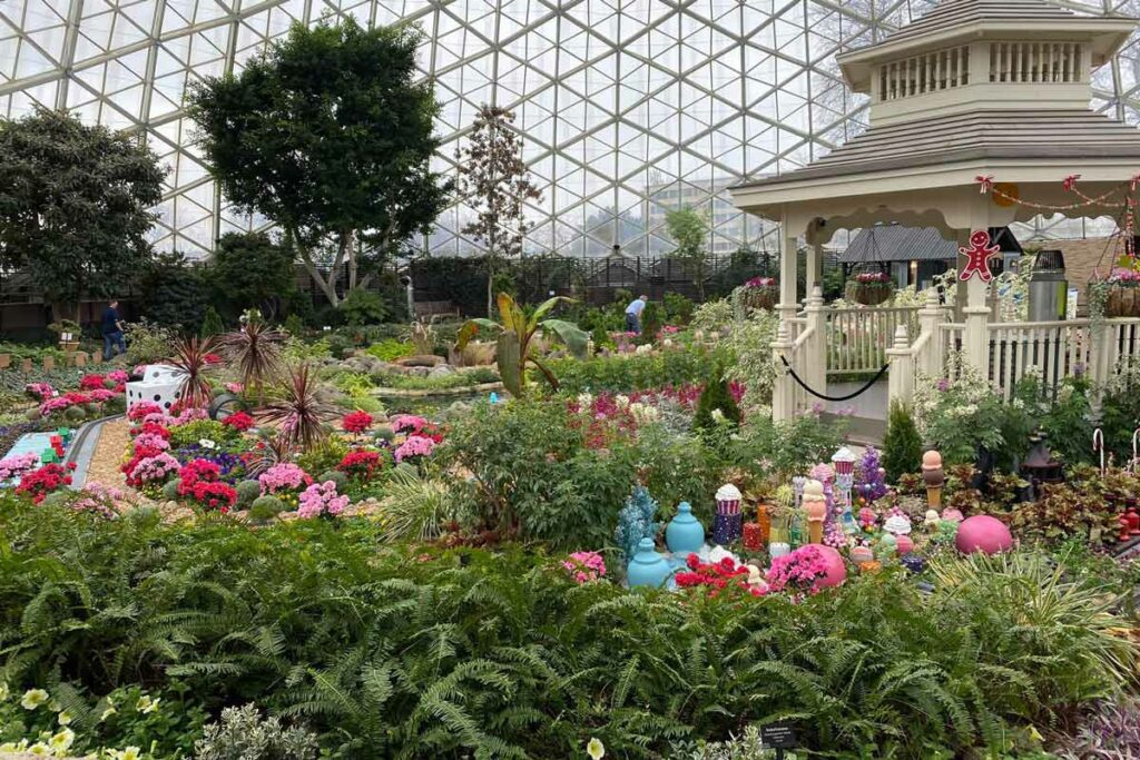 Mitchell Park Horticultural Conservatory